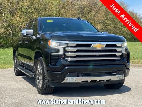 Used 2024 Chevrolet Silverado 1500 High Country w/ Technology Package image 8