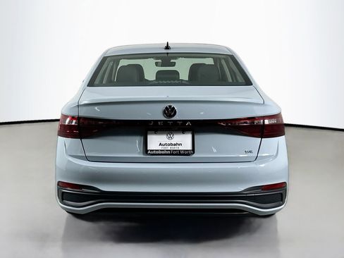 New 2025 Volkswagen Jetta SE image 5