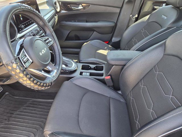 Used 2023 Kia Forte GT-Line w/ GT-Line Technology Package FWD image 13