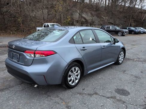 Certified 2023 Toyota Corolla LE image 3
