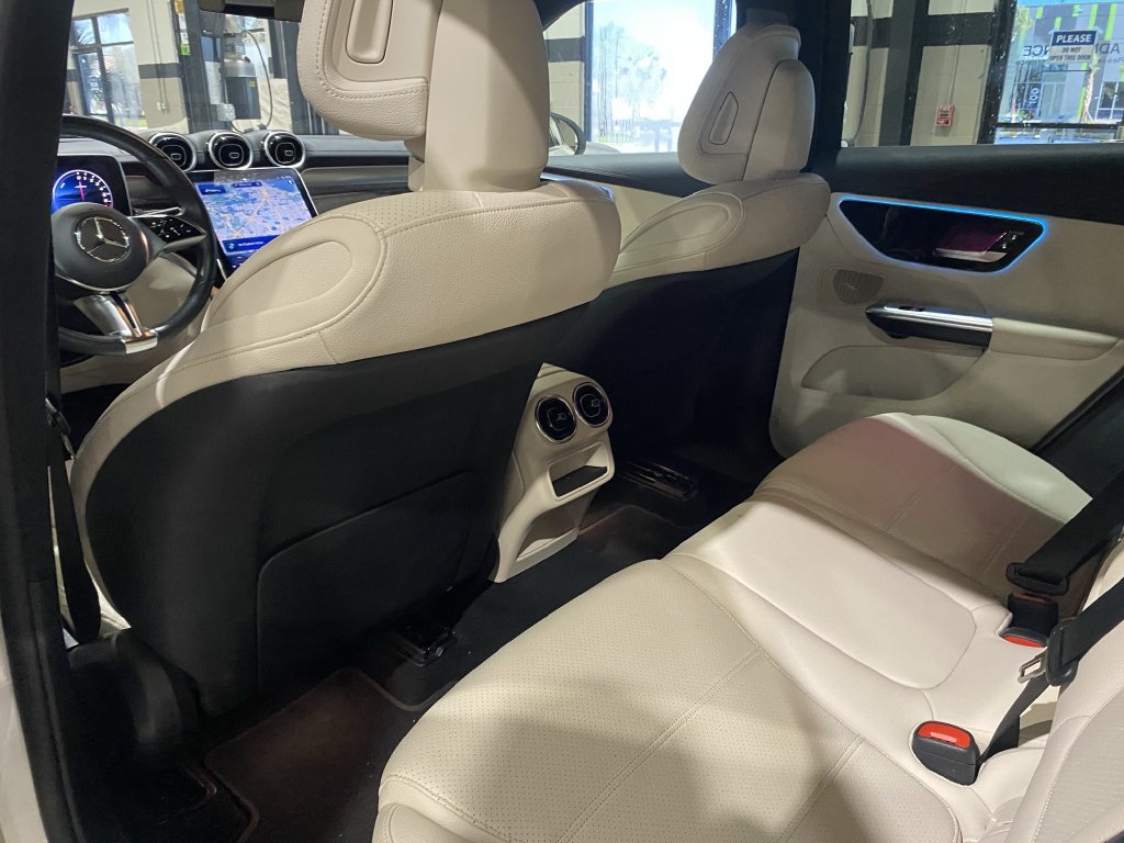 Certified 2025 Mercedes-Benz GLC 350e 4MATIC image 5