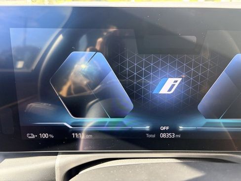 Used 2025 BMW i4 eDrive40 w/ Premium Package image 15