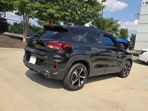 Used 2023 Chevrolet TrailBlazer RS w/ Convenience Package FWD image 6