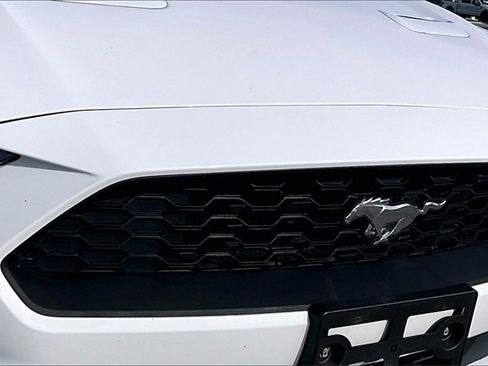 Used 2018 Ford Mustang Coupe image 23