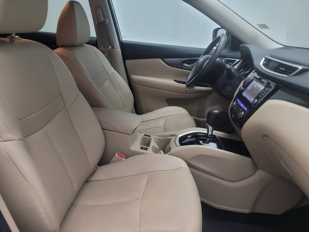 Used 2016 Nissan Rogue SL w/ SL Premium Package FWD image 21