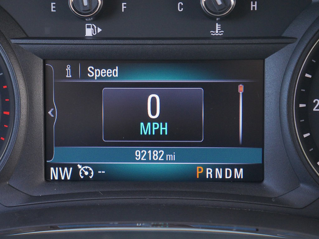 Used 2021 Buick Encore Preferred AWD/4WD image 28