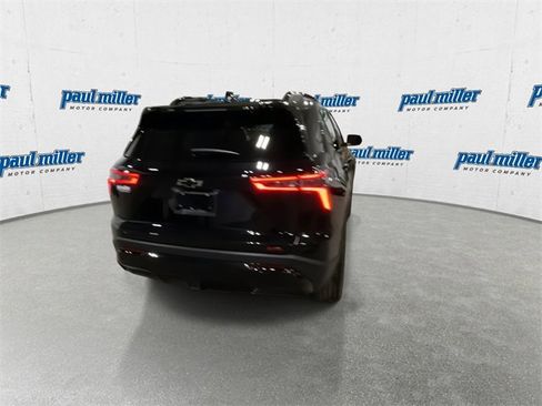 Used 2025 Chevrolet Equinox RS w/ Safety and Technology Package image 10