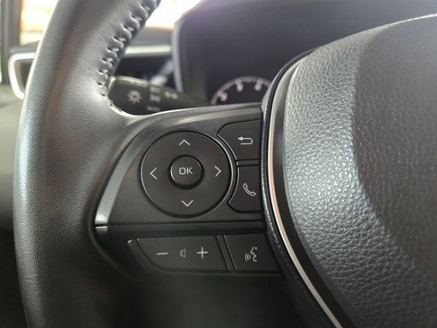 Used 2024 Toyota Corolla SE w/ SE Package image 17