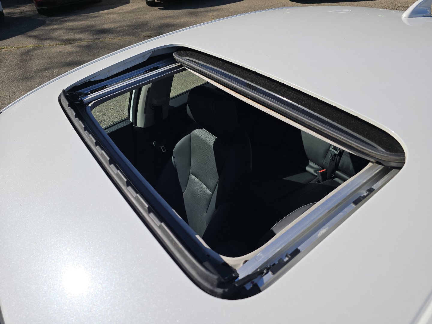 Used 2024 Honda Accord Touring image 3