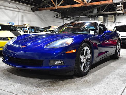 Used 2007 Chevrolet Corvette Convertible w/ Preferred Equipment Group image 4