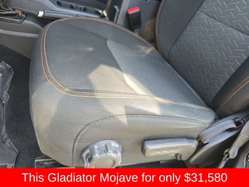 Used 2022 Jeep Gladiator Mojave w/ Cold Weather Group image 37