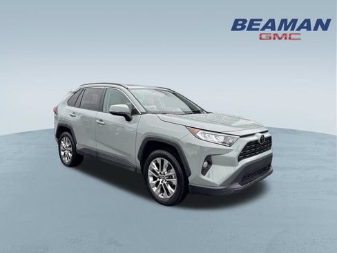 Used 2021 Toyota RAV4 XLE Premium FWD image 1