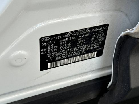 Used 2017 Hyundai Santa Fe Sport FWD image 25