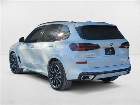 Used 2026 BMW X5 sDrive40i w/ M Sport Package RWD image 3