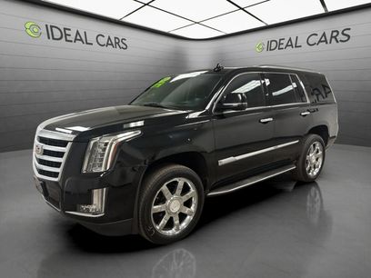 Used 2015 Cadillac Escalade Luxury