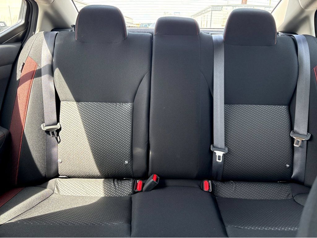 New 2025 Nissan Versa SR w/ Trunk Package FWD image 23