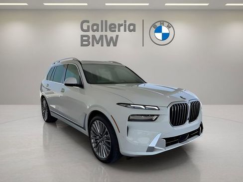 Used 2026 BMW X7 xDrive40i image 8