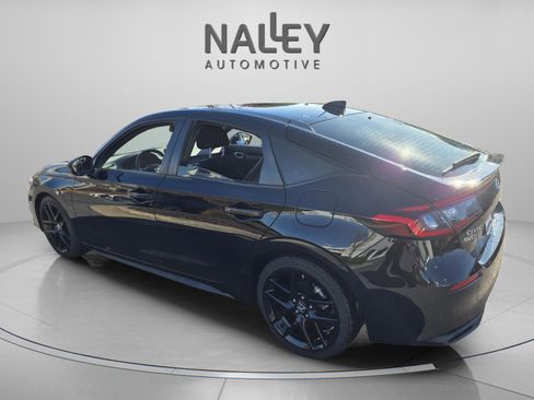 Used 2023 Honda Civic Sport image 3