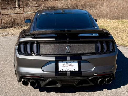Used 2021 Ford Mustang Shelby GT500 w/ Technology Package image 6