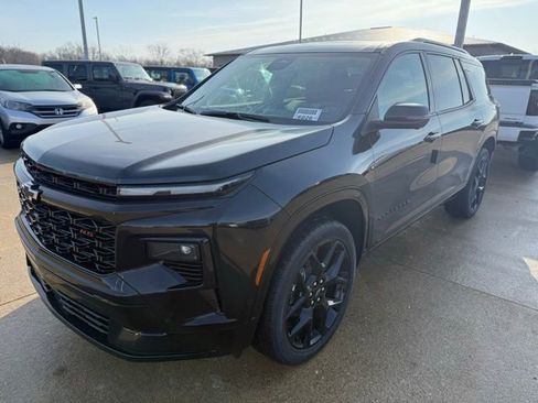 New 2026 Chevrolet Traverse RS w/ LPO, Illumination Package image 2