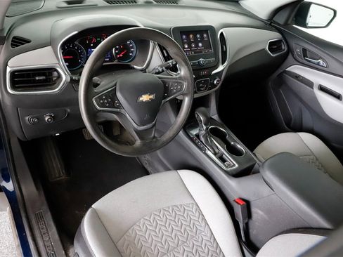 Used 2022 Chevrolet Equinox LS w/ LS Convenience Package image 15