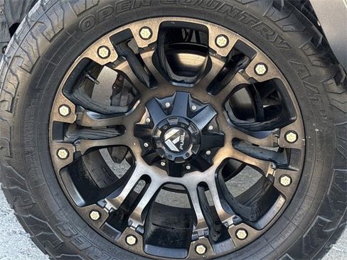 Used 2018 Toyota 4Runner TRD Off-Road Premium image 10