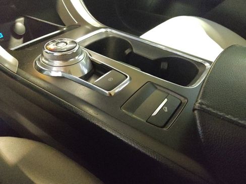 Used 2019 Ford Fusion S image 26