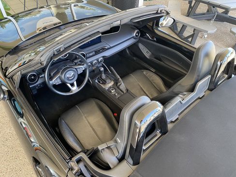 Used 2024 MAZDA MX-5 Miata Grand Touring w/ Weather Package image 30