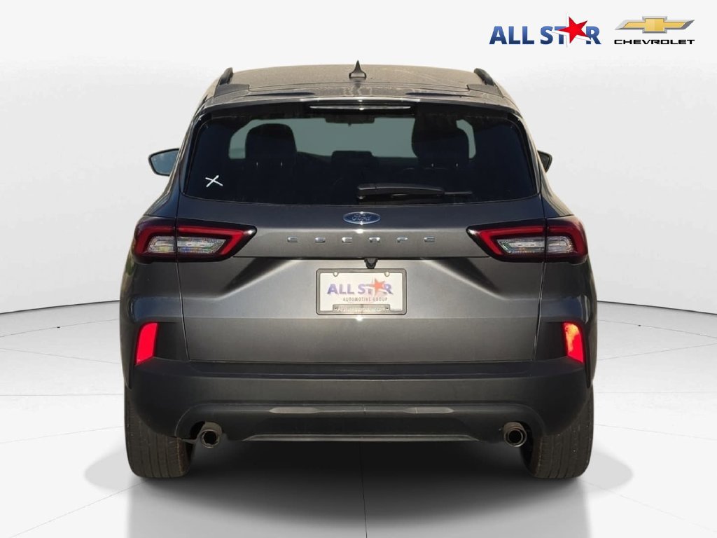 Used 2025 Ford Escape ST-Line FWD image 4