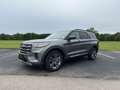 Used 2025 Ford Explorer Active w/ Active Comfort Package