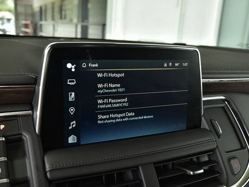 Used 2024 Chevrolet Suburban High Country AWD/4WD image 39