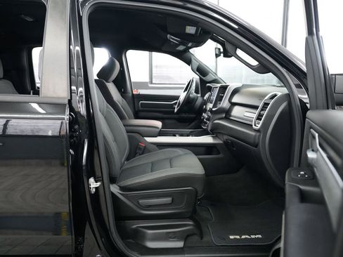 Used 2023 RAM 1500 Big Horn AWD/4WD image 33