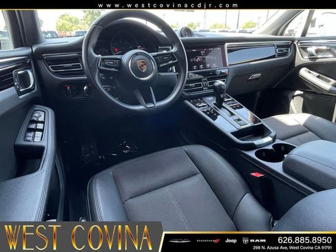 Used 2023 Porsche Macan AWD/4WD image 24
