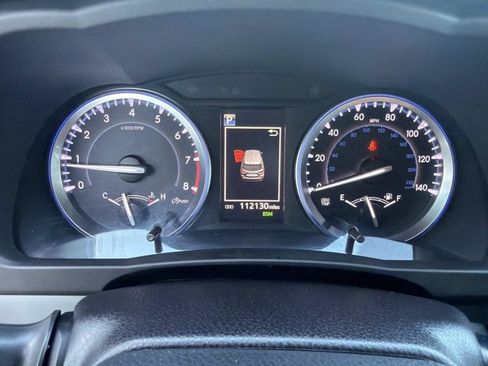 Used 2018 Toyota Highlander XLE FWD image 30
