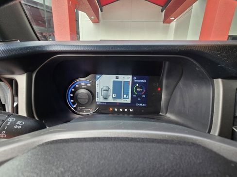 Used 2022 Ford Bronco Outer Banks image 21