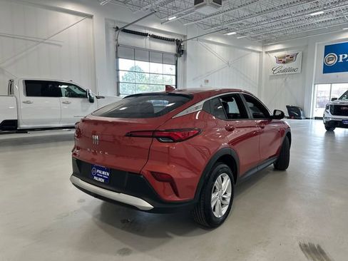 Used 2024 Buick Envista Preferred w/ Convenience II Package image 9