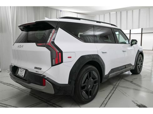 New 2026 Kia EV9 GT-Line image 6