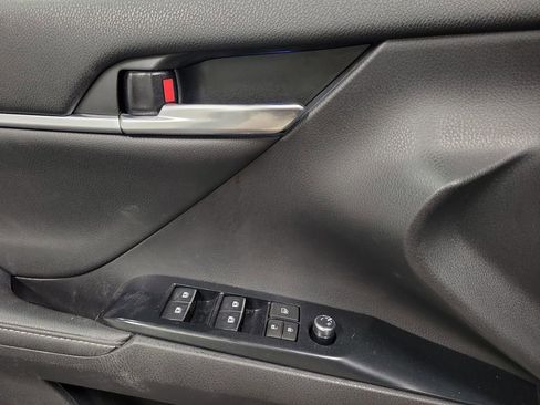 Used 2020 Toyota Camry XSE w/ Navigation Package FWD image 19