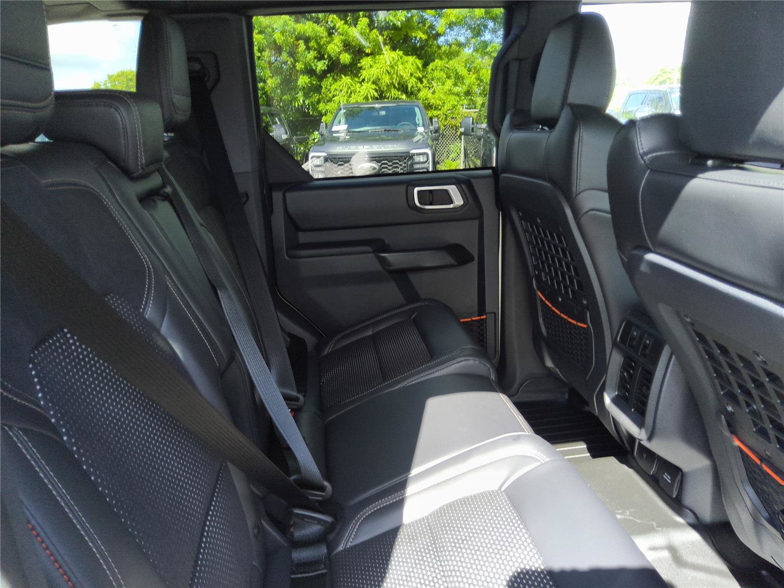 New 2026 Ford Bronco Raptor w/ Interior Carbon Fiber Pack AWD/4WD image 29