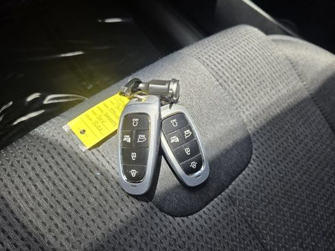 Used 2022 Hyundai Santa Fe XRT w/ Cargo Package FWD image 20