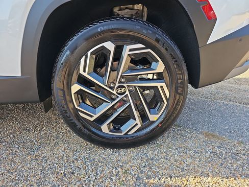 New 2026 Hyundai Tucson Limited image 35