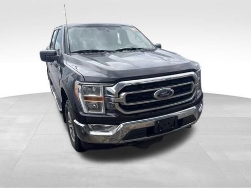 Used 2022 Ford F150 XLT w/ XTR Package AWD/4WD image 7