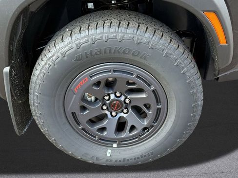 New 2026 Nissan Frontier PRO-4X w/ Pro-4x Convenience Package image 9