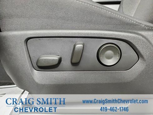 Used 2024 Chevrolet Silverado 1500 LT image 25