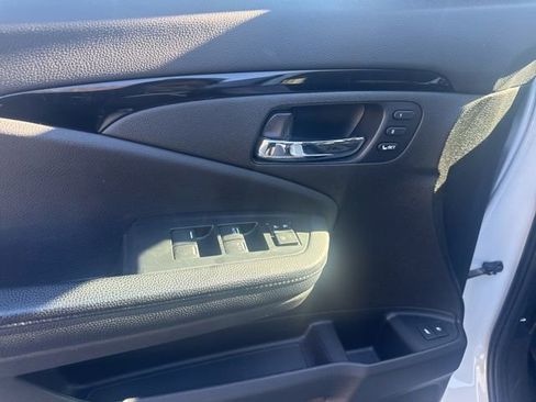 Used 2020 Honda Pilot Elite image 7