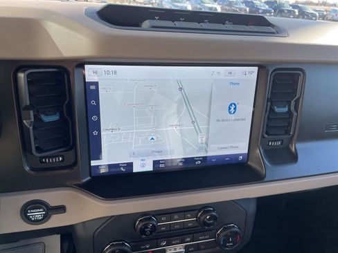 Used 2022 Ford Bronco Wildtrak image 19