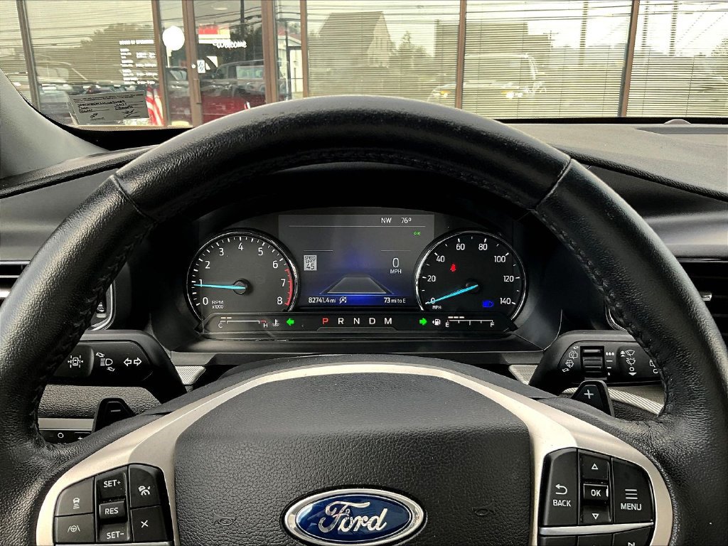 Used 2021 Ford Explorer XLT w/ Equipment Group 202A AWD/4WD image 15