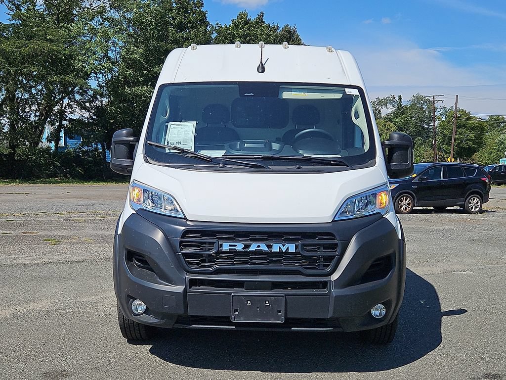 Used 2025 RAM ProMaster 2500 w/ Convenience Group FWD image 2