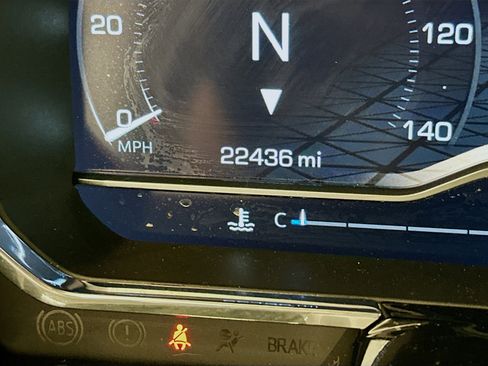 Used 2024 GMC Sierra 1500 Elevation image 19