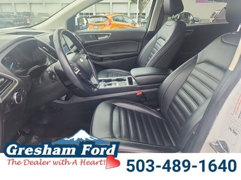 Used 2024 Ford Edge SEL AWD/4WD image 11
